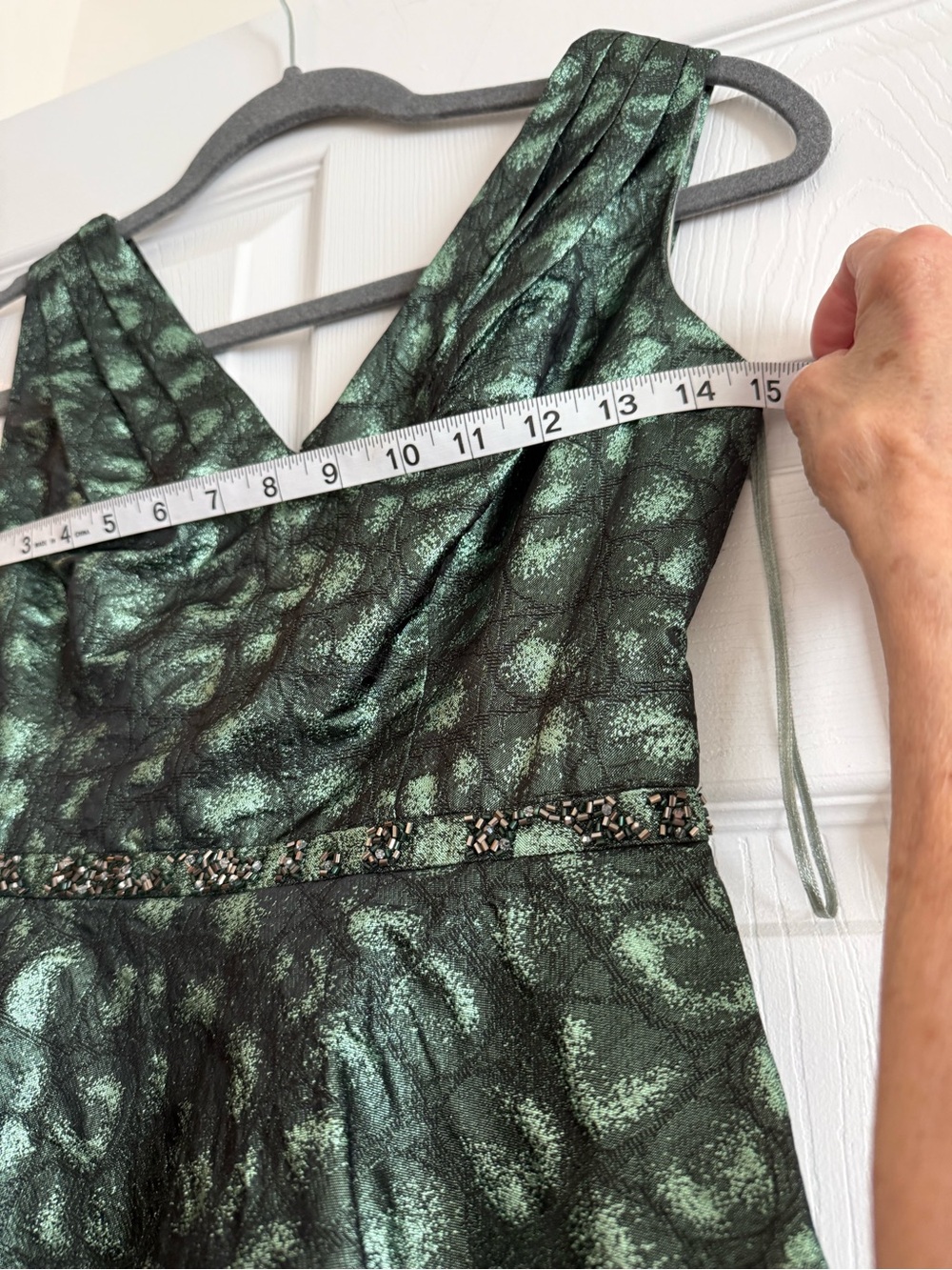 Kay Unger Metallic Dark Green V-Neck Peplum Mini Dress - Picture 5 of 6